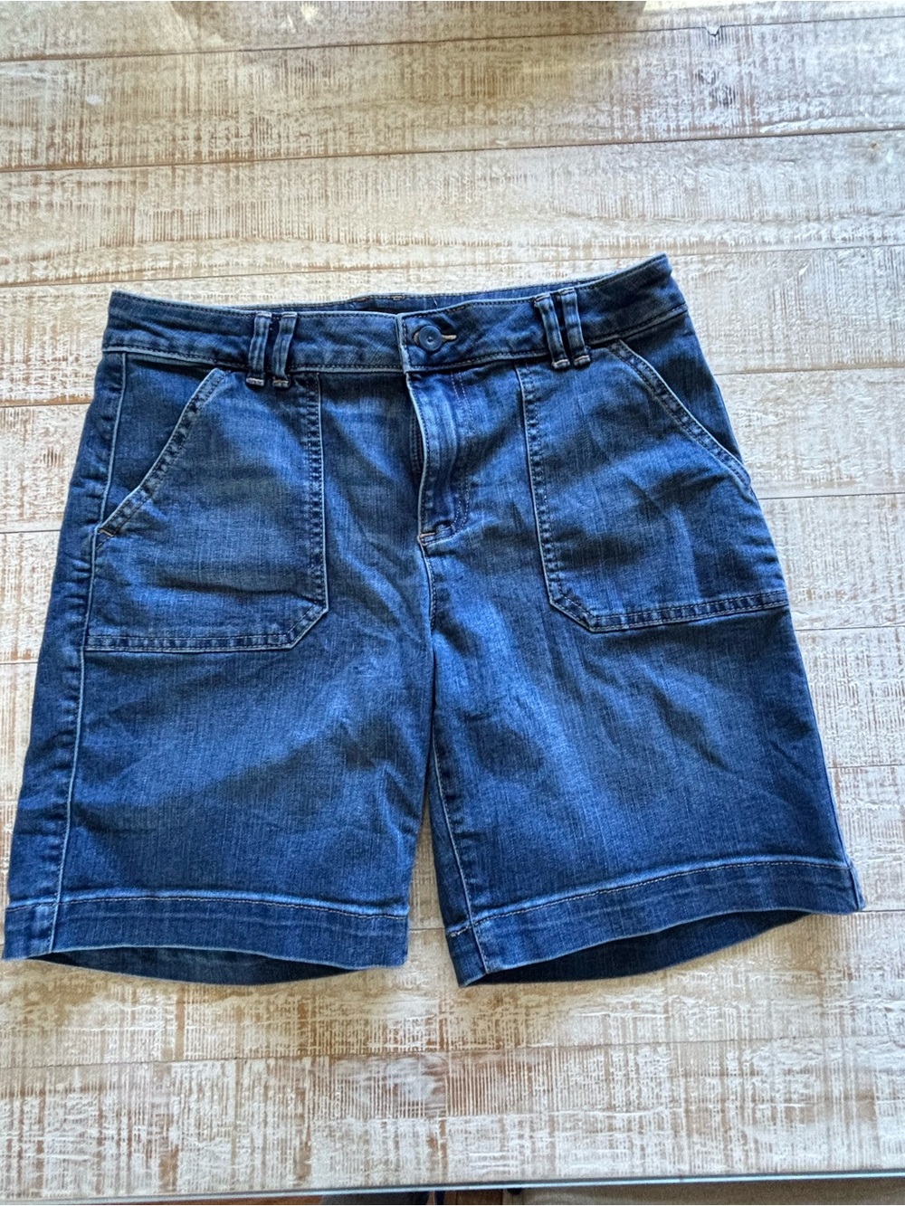 Lee women’s Indigo Denim Shorts